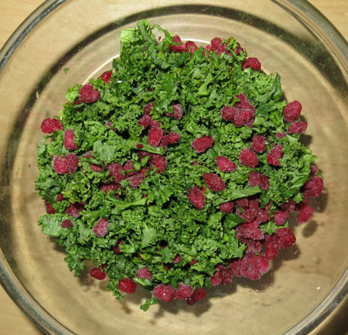 kale with pomegrenate salad